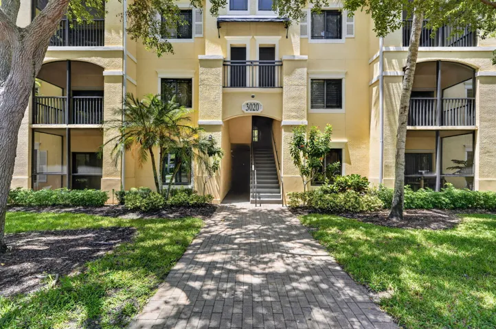 3020 Alcacar Place #308 PBG FL 33410