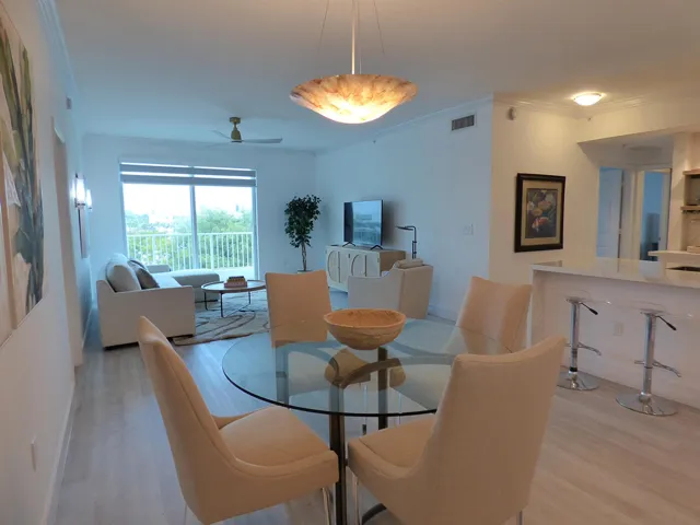 P1020805