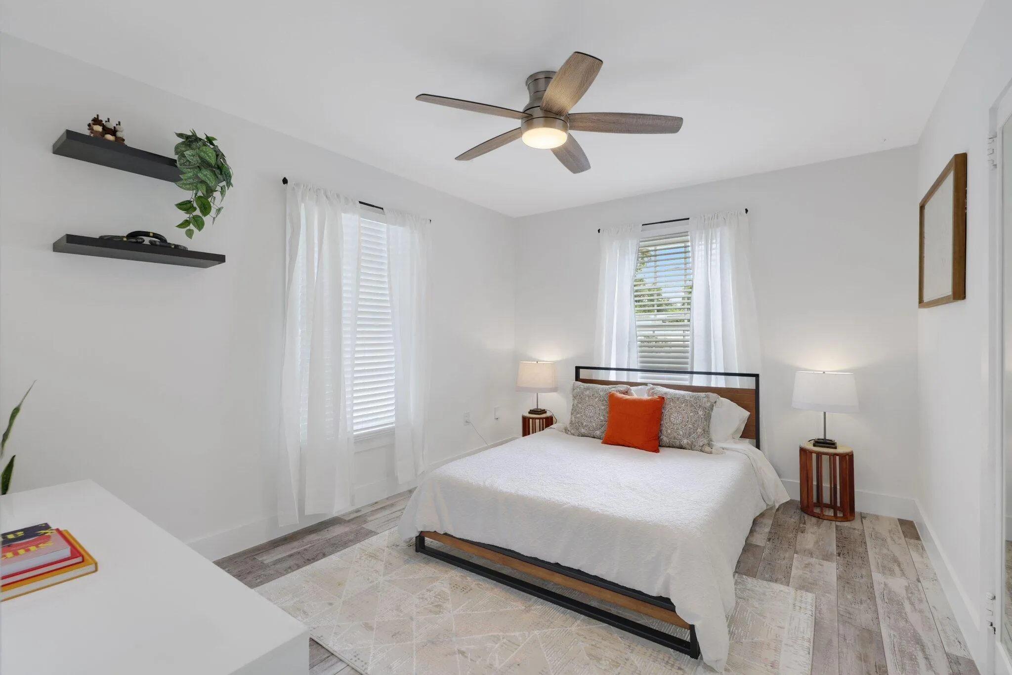 744 Sunset Road - 28.jpg-SMALL