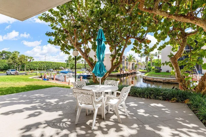 024-17RoyalPalmWay-1050-BocaRaton-FL-334