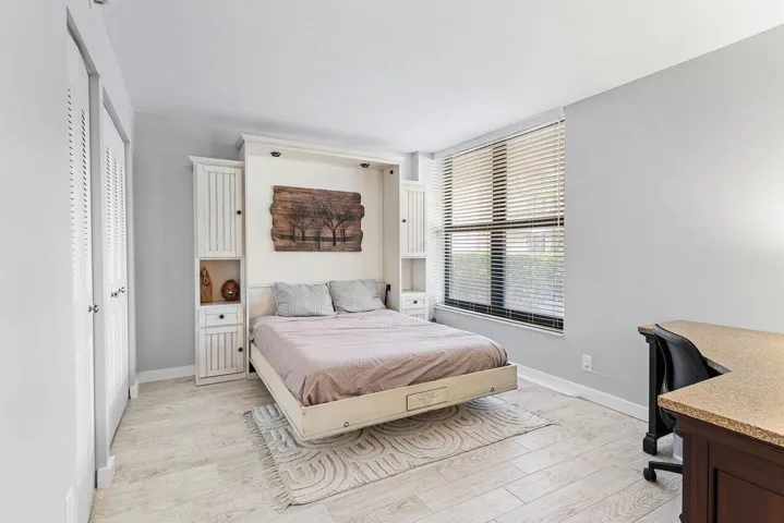 014-17RoyalPalmWay-1050-BocaRaton-FL-334