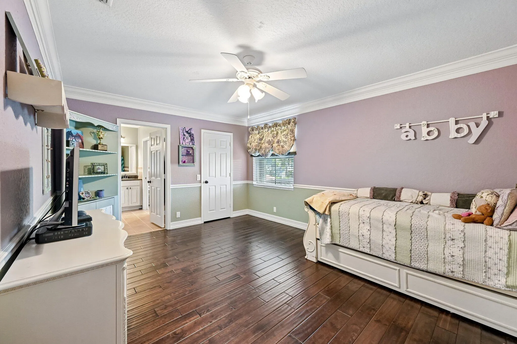 Property photo 31