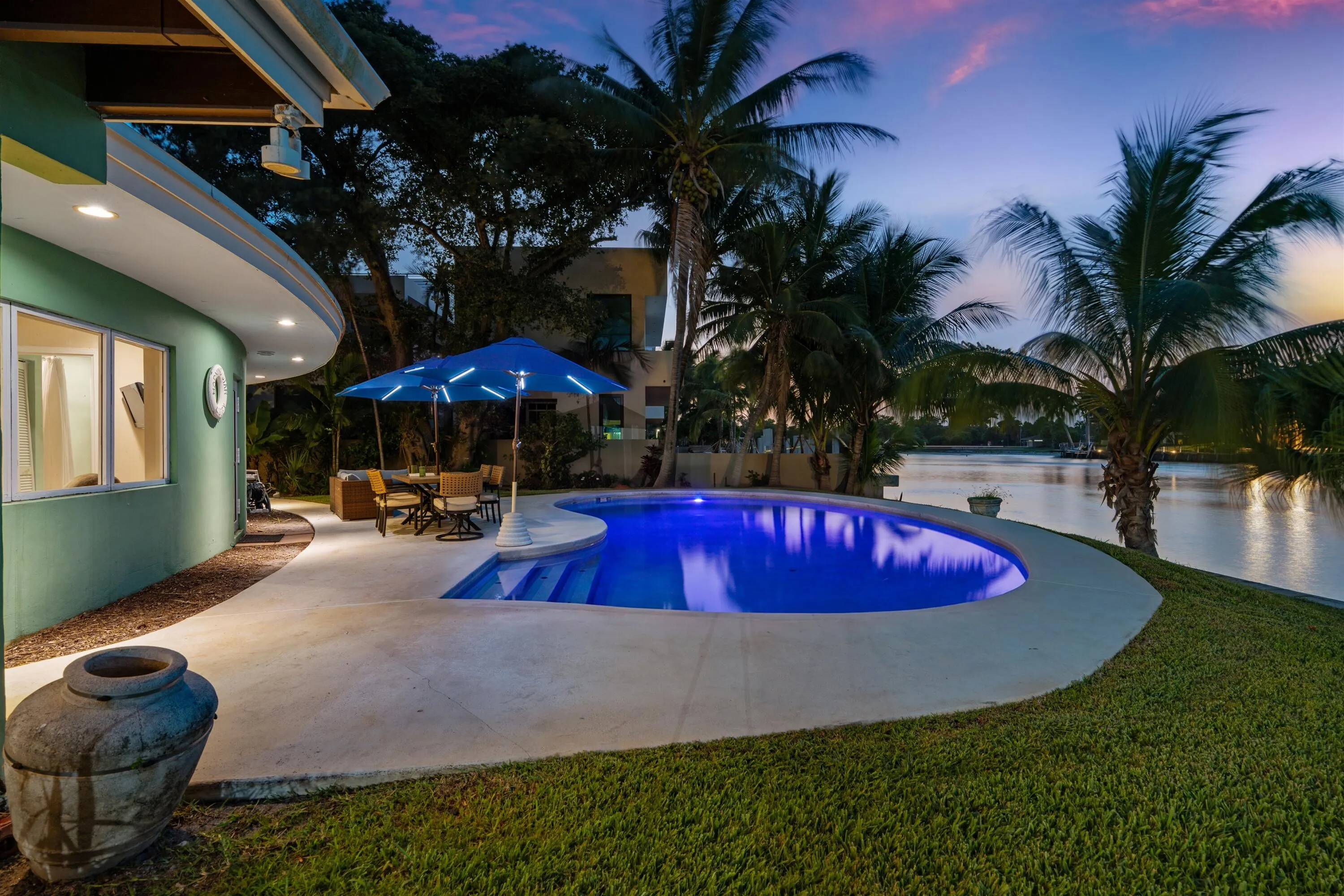 Property photo 33