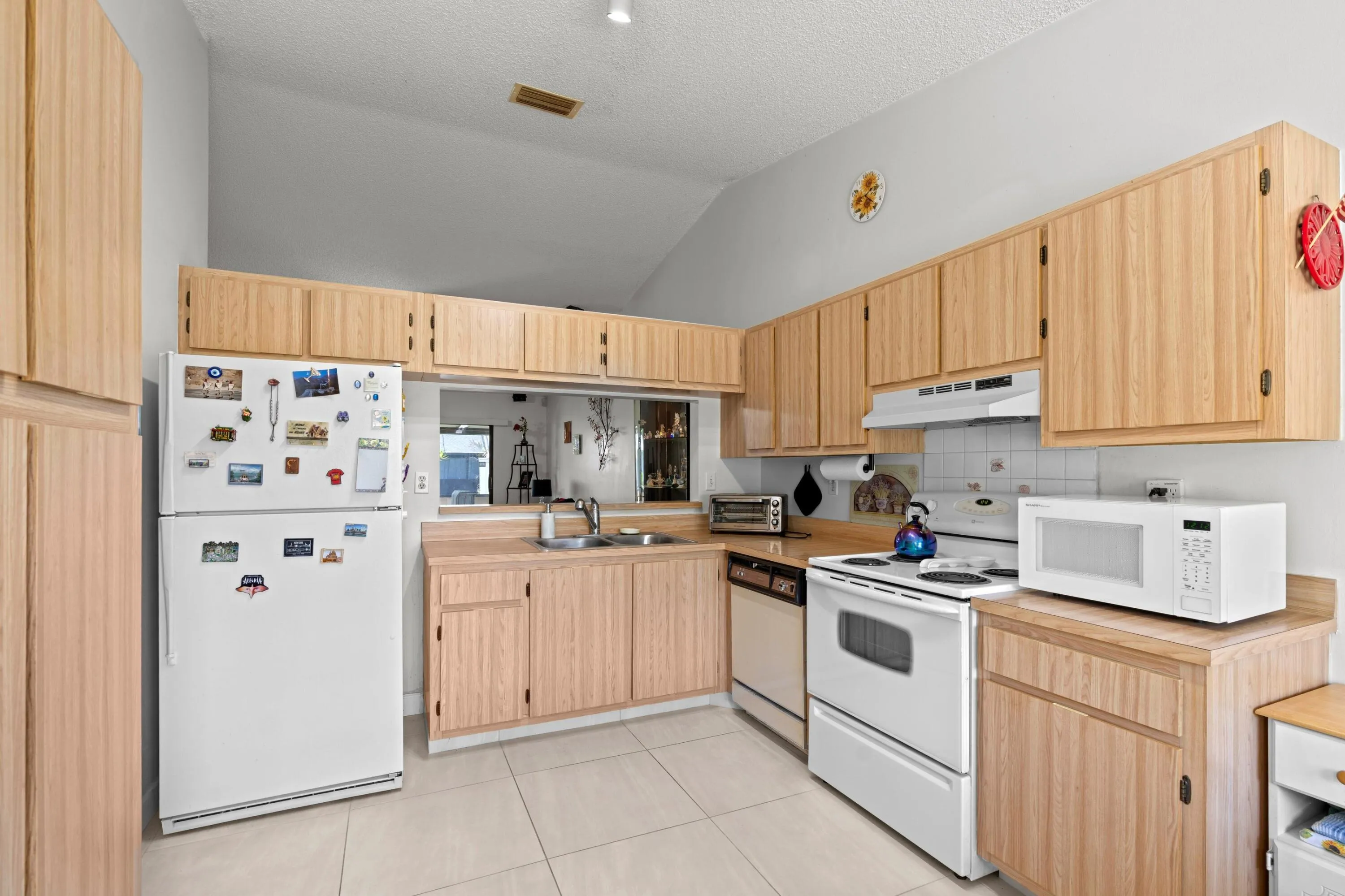 9 Danby Place Kitchen