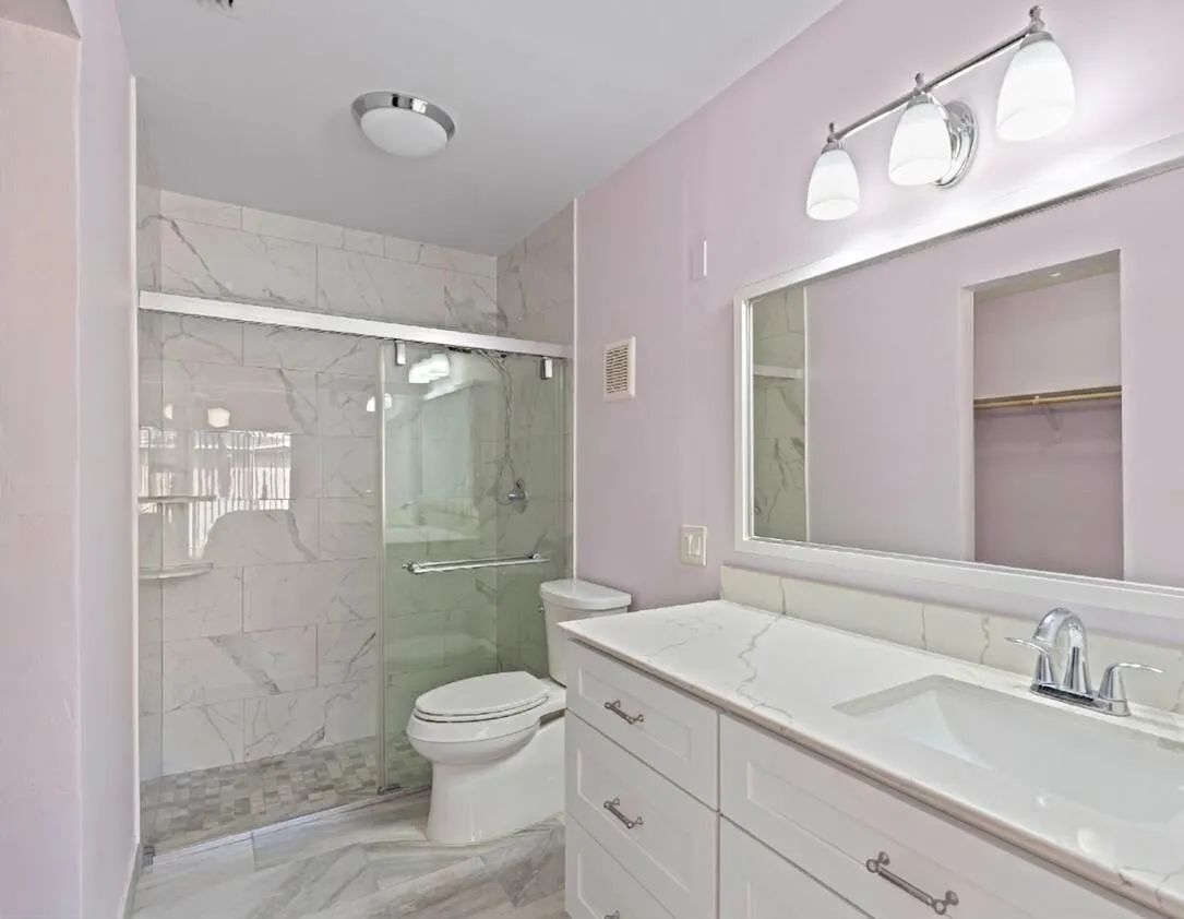 9 Danby Place Primary Bathroom