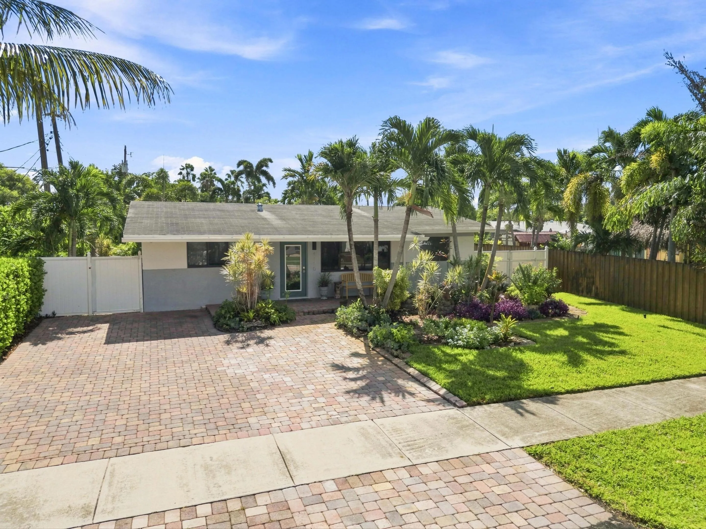4110 NW 16th Ave _001