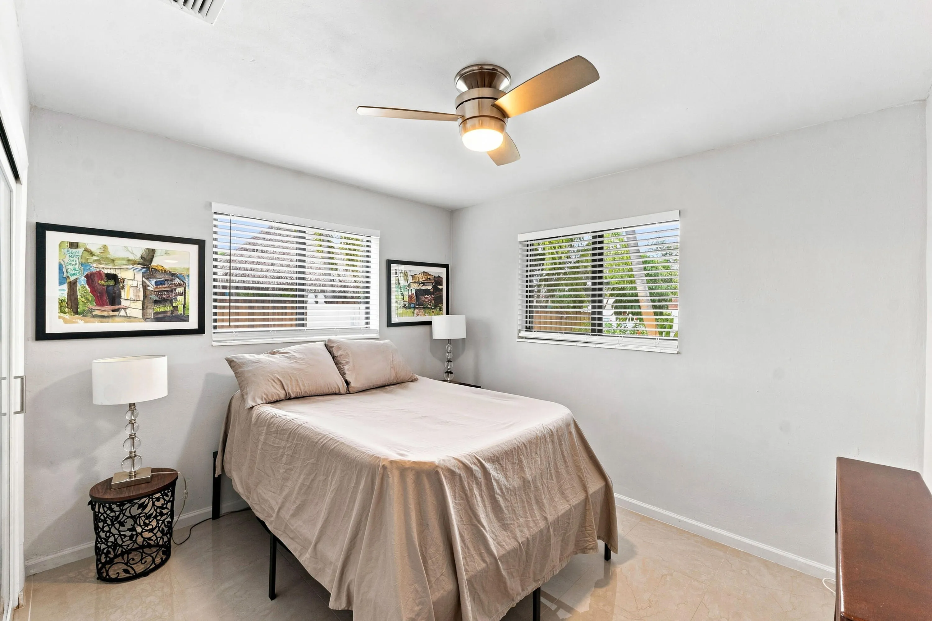 4110 NW 16th Ave _018