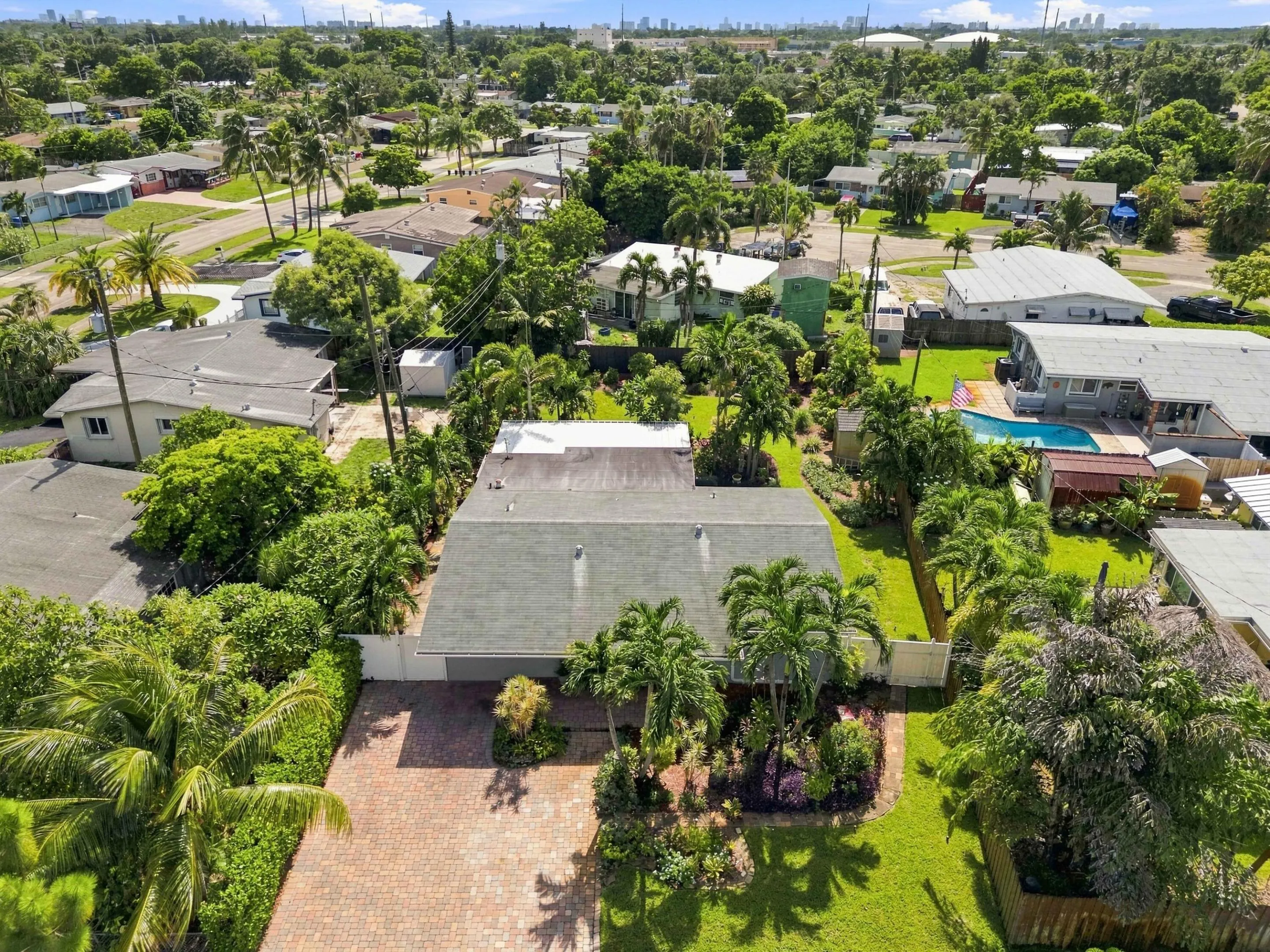 4110 NW 16th Ave _004