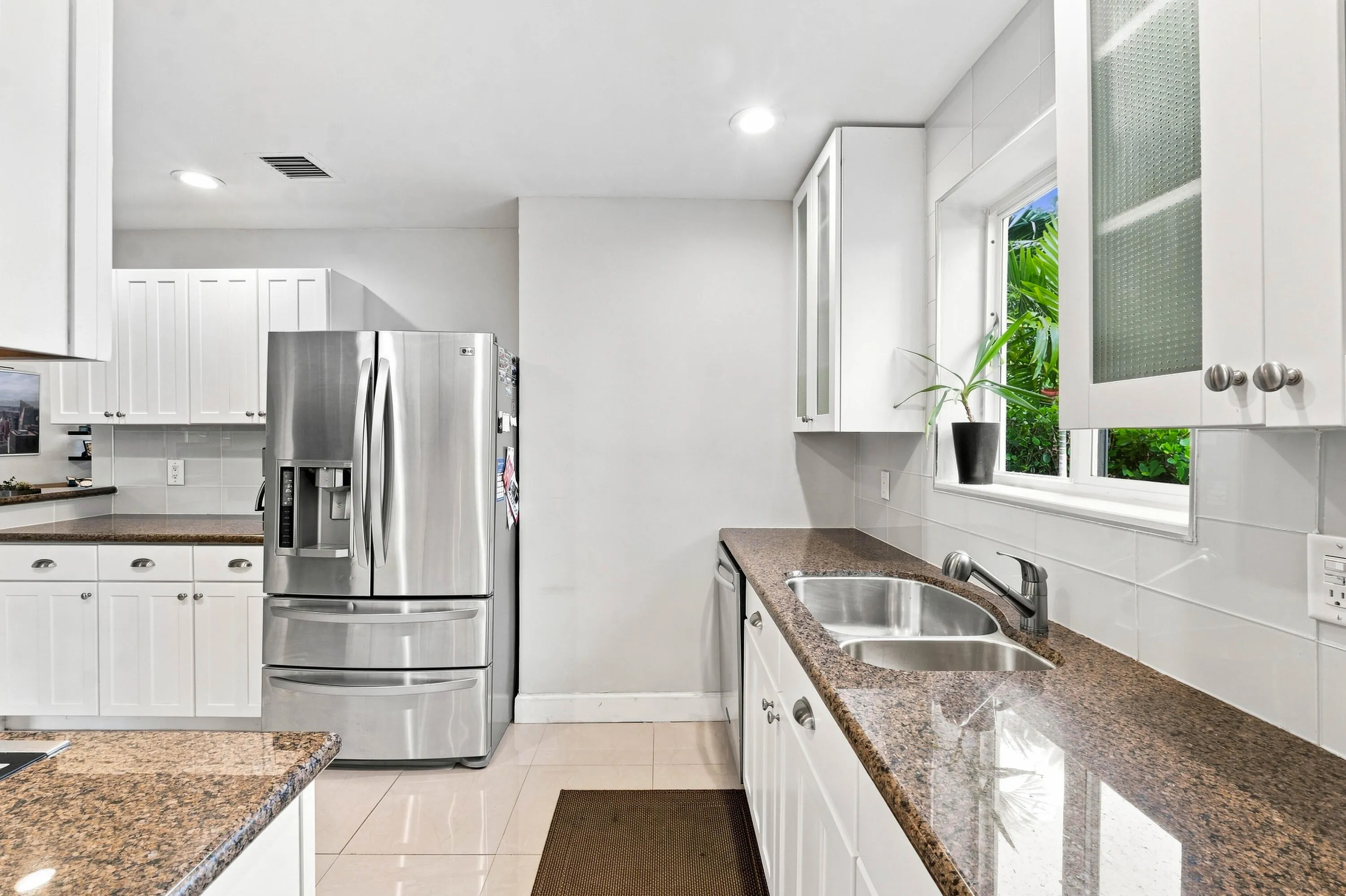 4110 NW 16th Ave _028