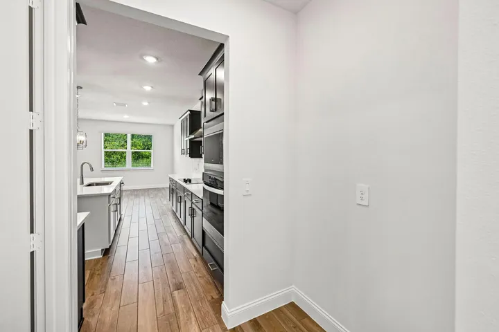 5597 Hampton Park Cir Vero Beach (32)