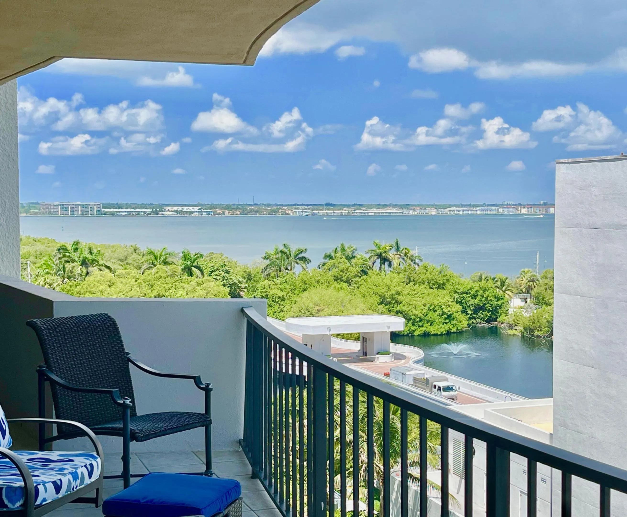 VIEWS TO INTRACOASTAL TOO