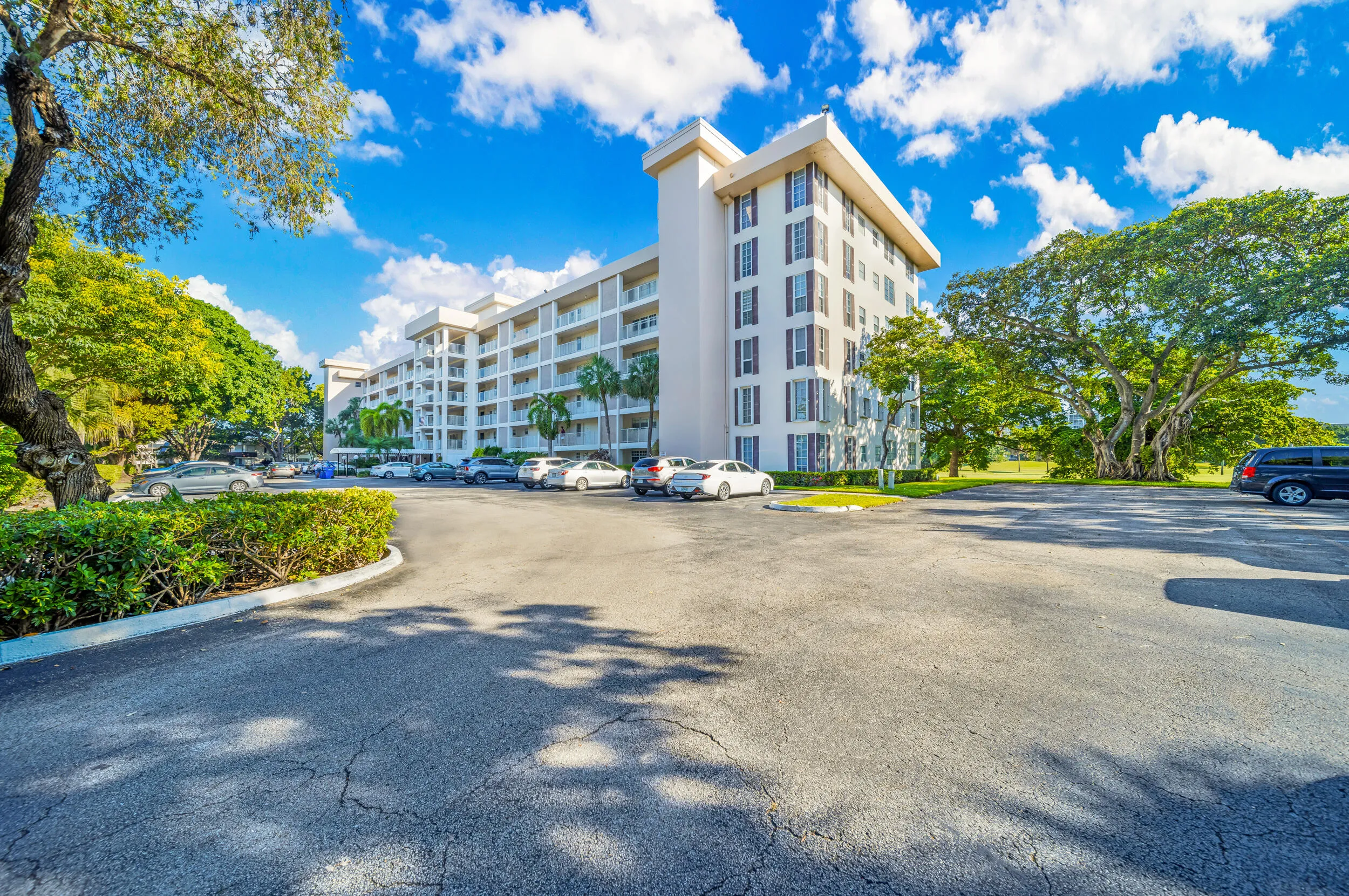 2901 S Palm Aire Dr-Pompano Beach,Natali