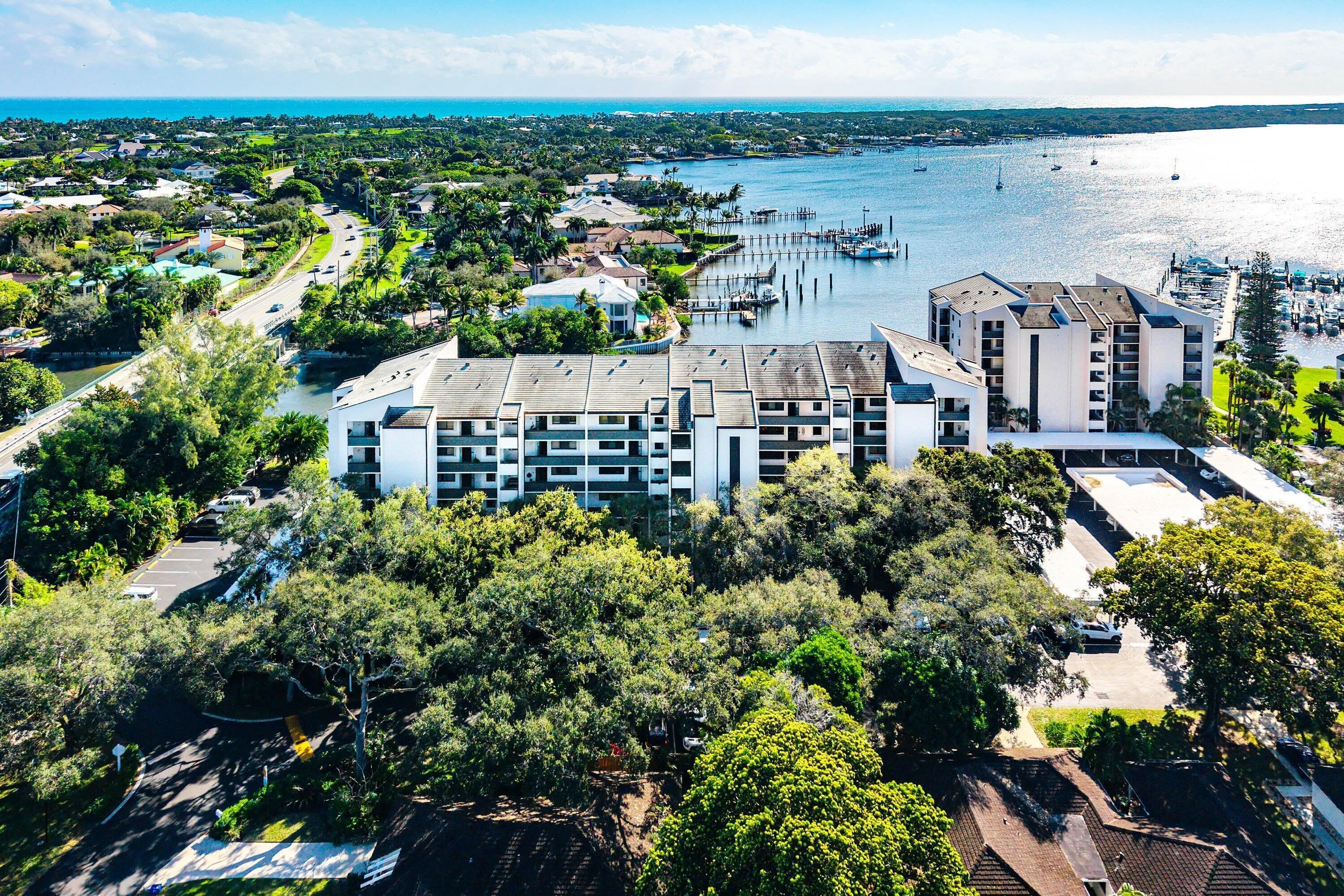 037-1137012OaksWay-418-NorthPalmBeach-FL
