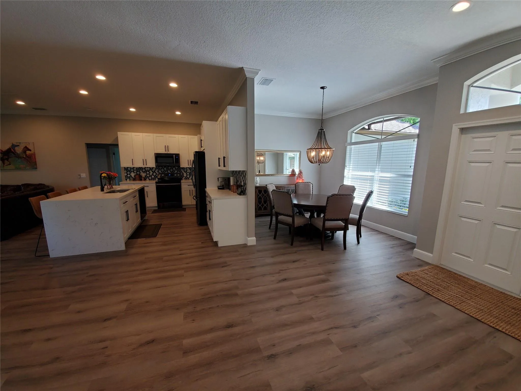 dining with kitchen split view