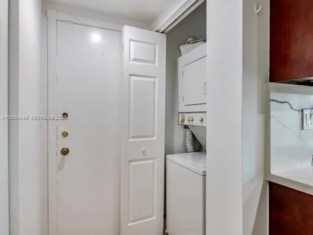 In-Unit Washer/Dryer