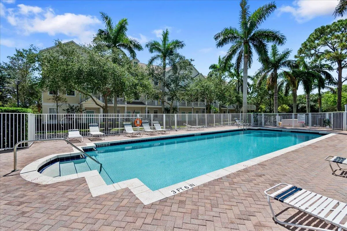 Sandpiper Pool