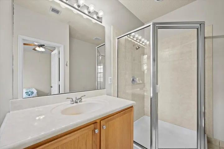 Primary En-Suite