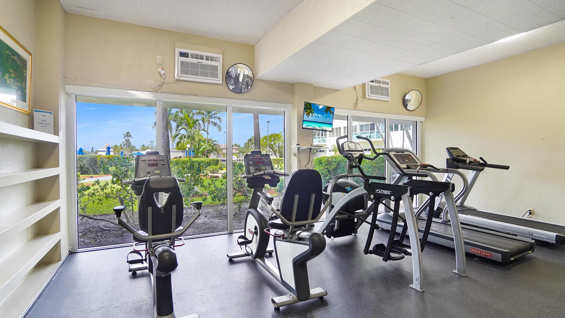3233 NE 34th Street-33