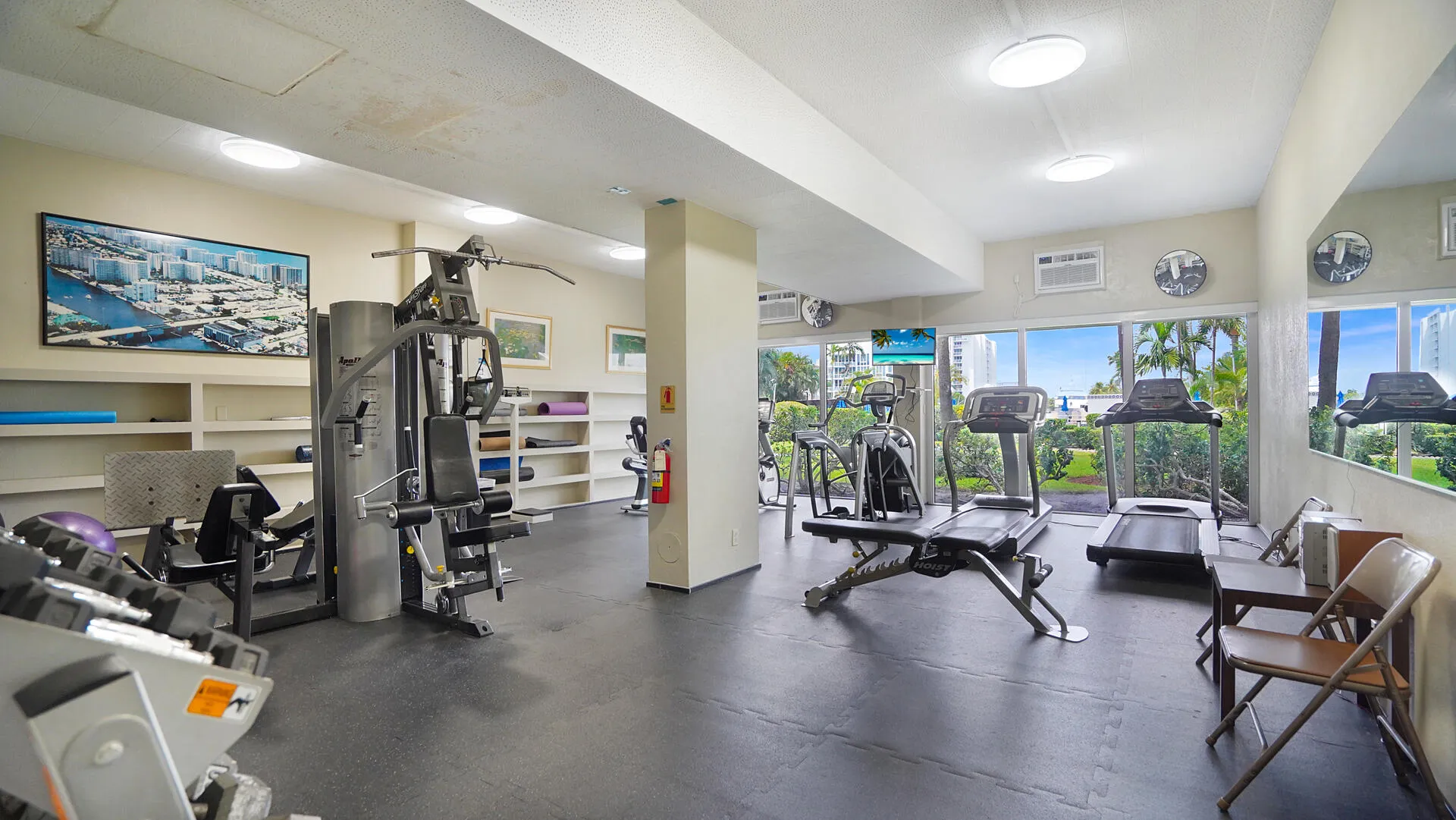 3233 NE 34th Street-32