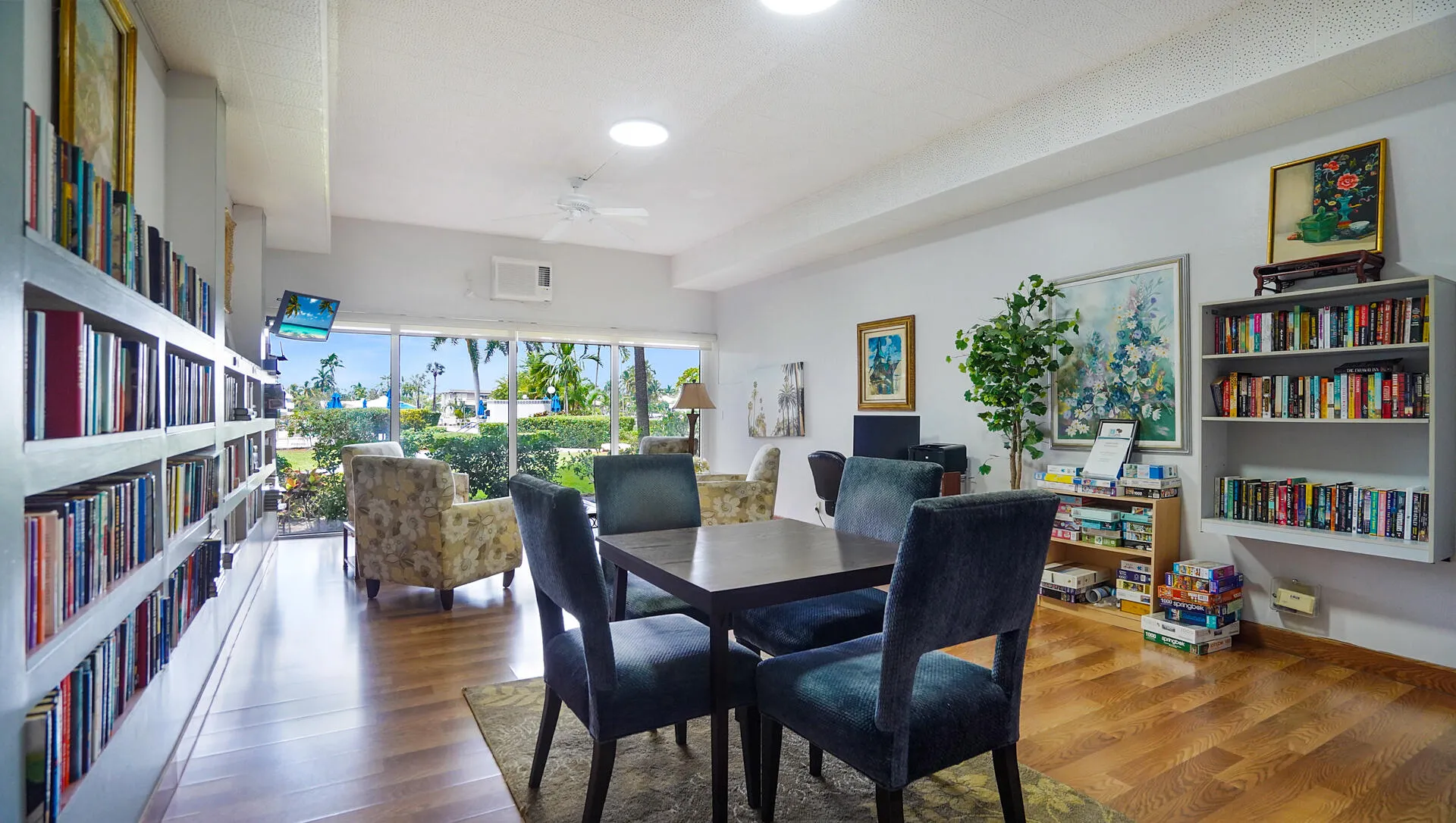 3233 NE 34th Street-35