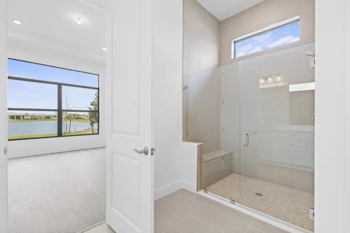 Owner's Bath