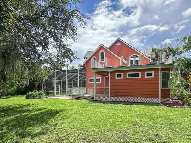 40. sideyard