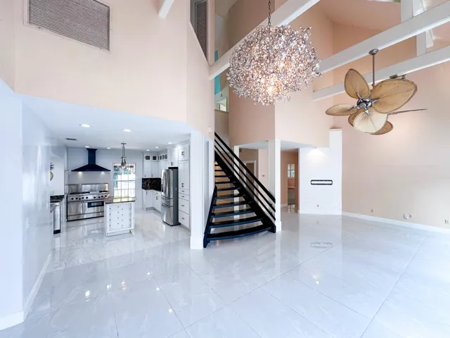 5. Living - Kitchen