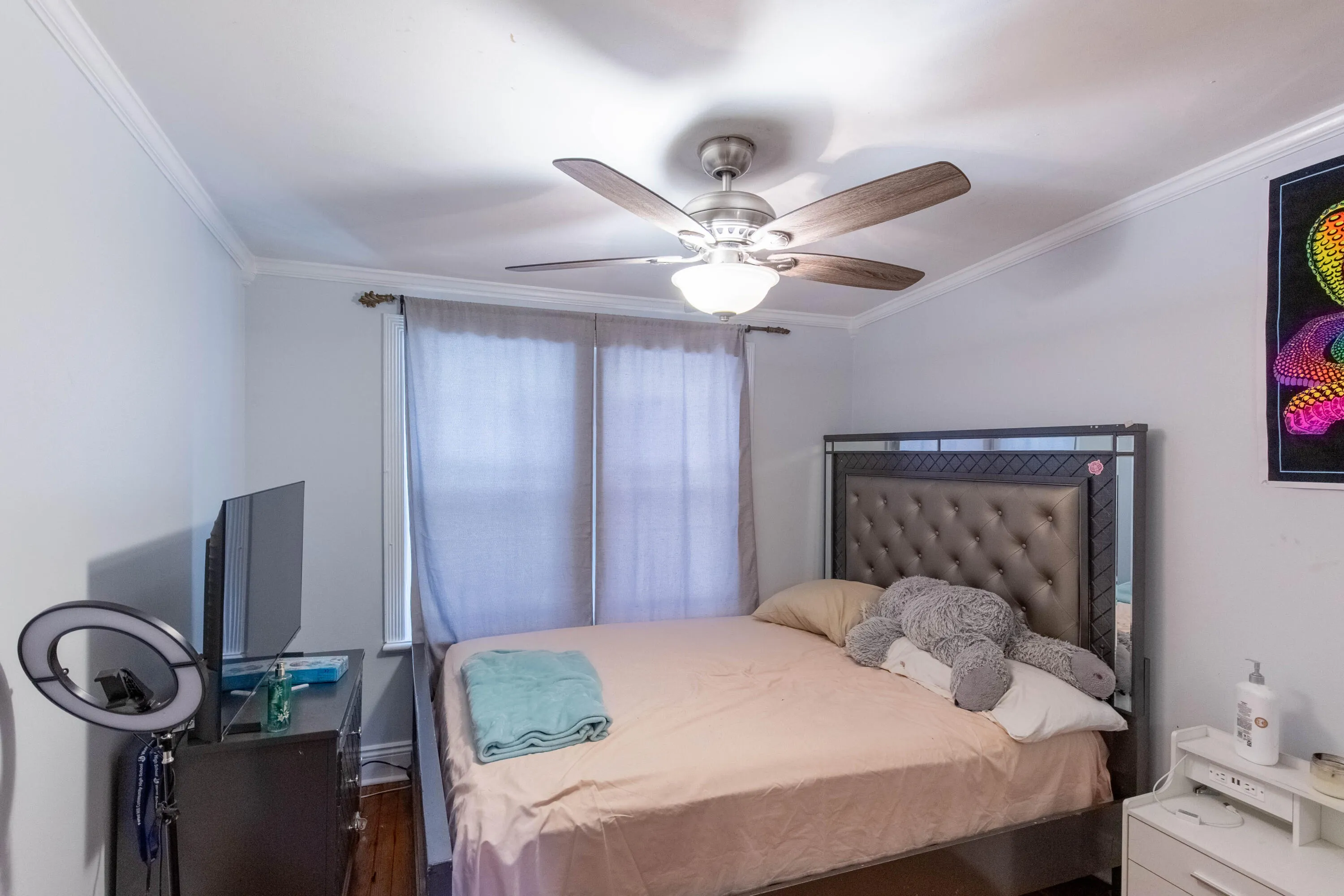 guest bedroom
