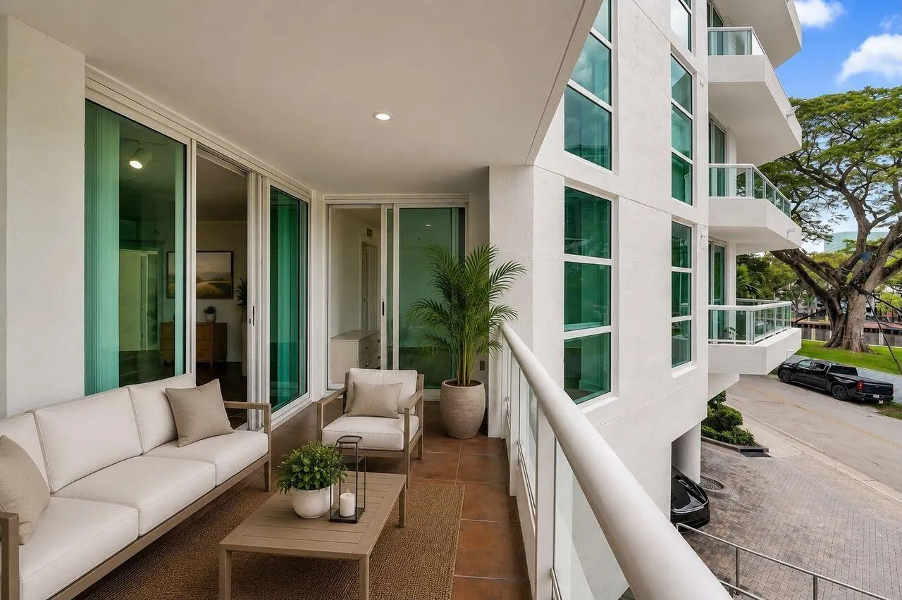 Virtual Staging Balcony
