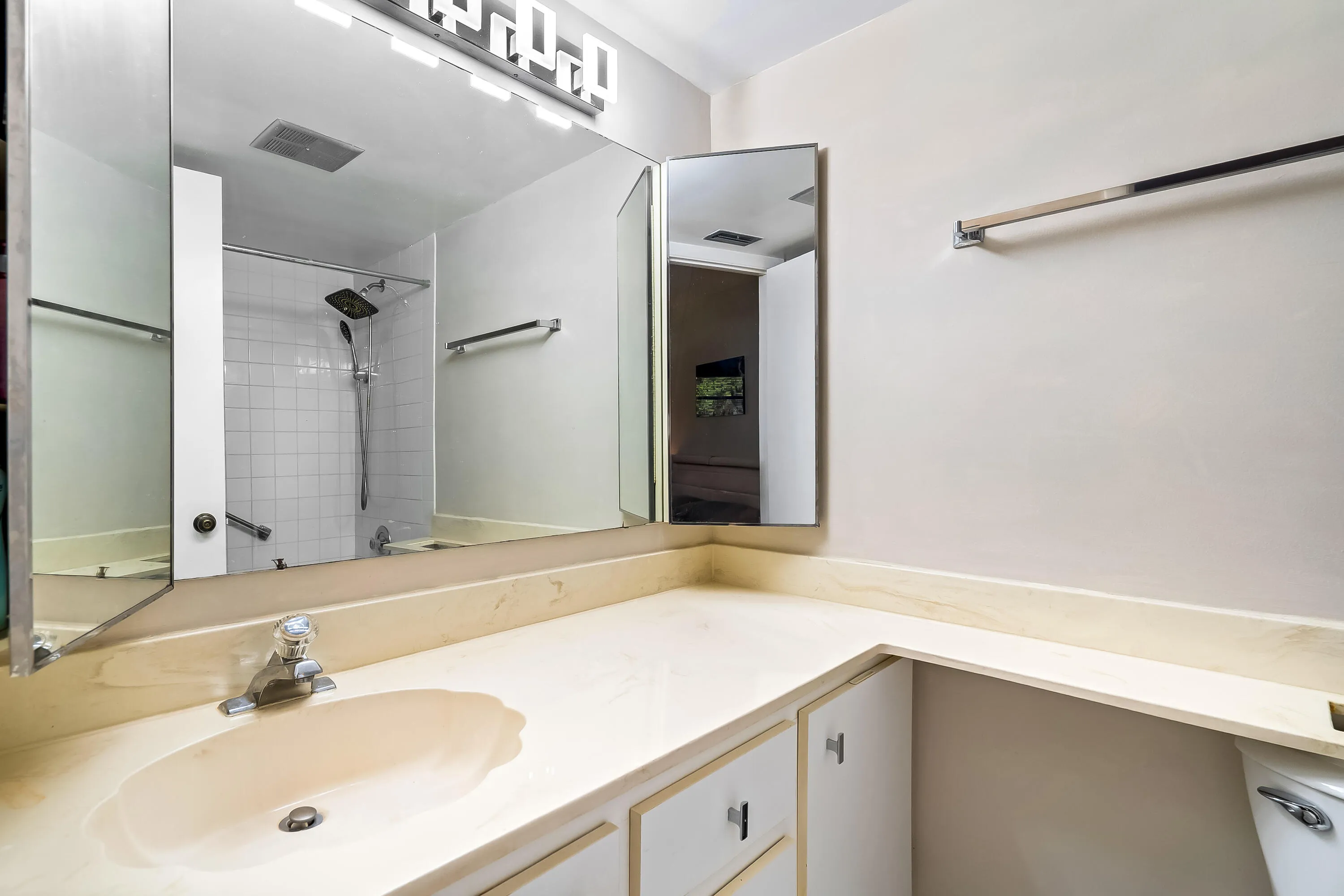 7579 NW 79th Ave APT 204 25