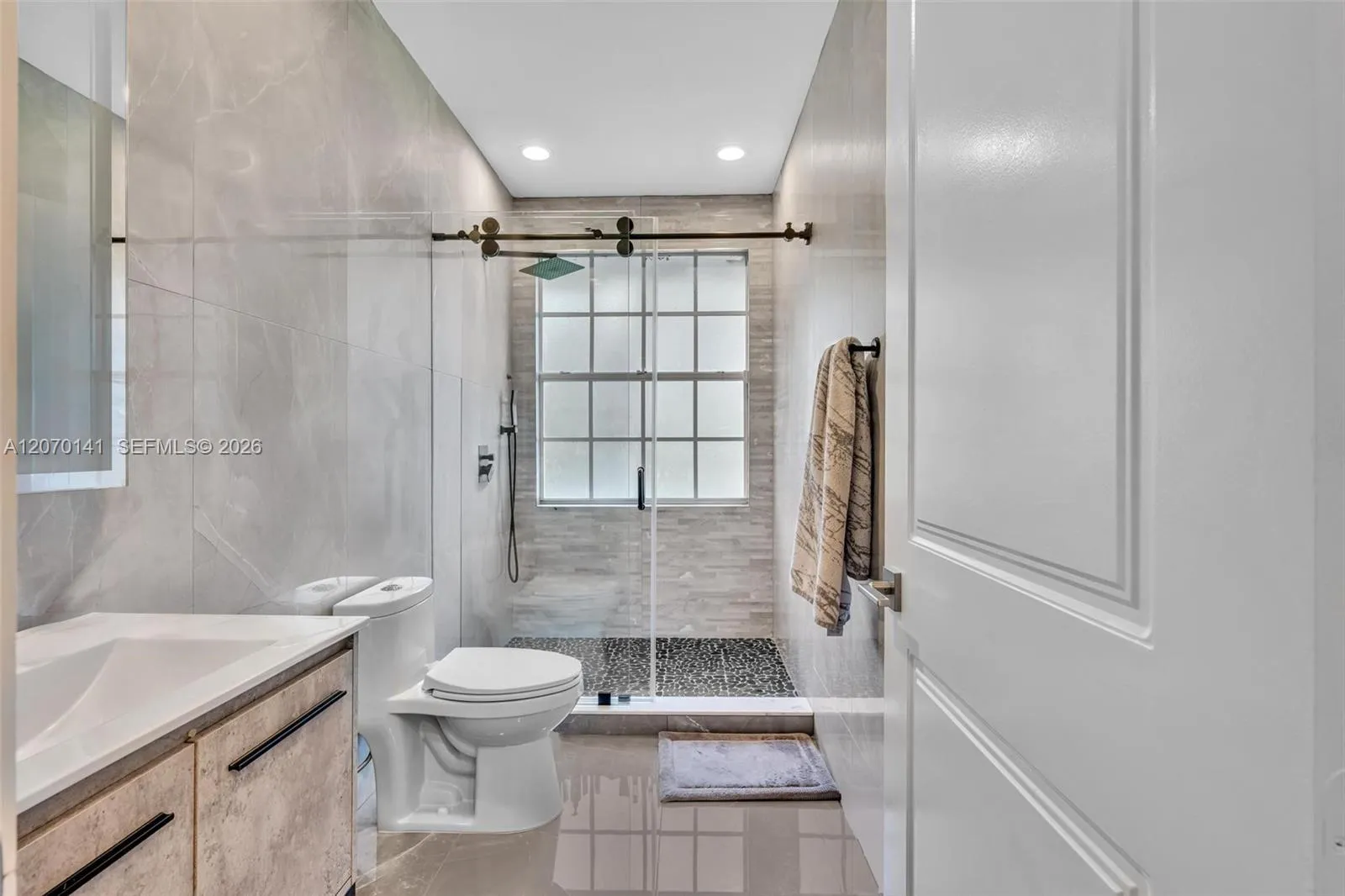 Property photo 92