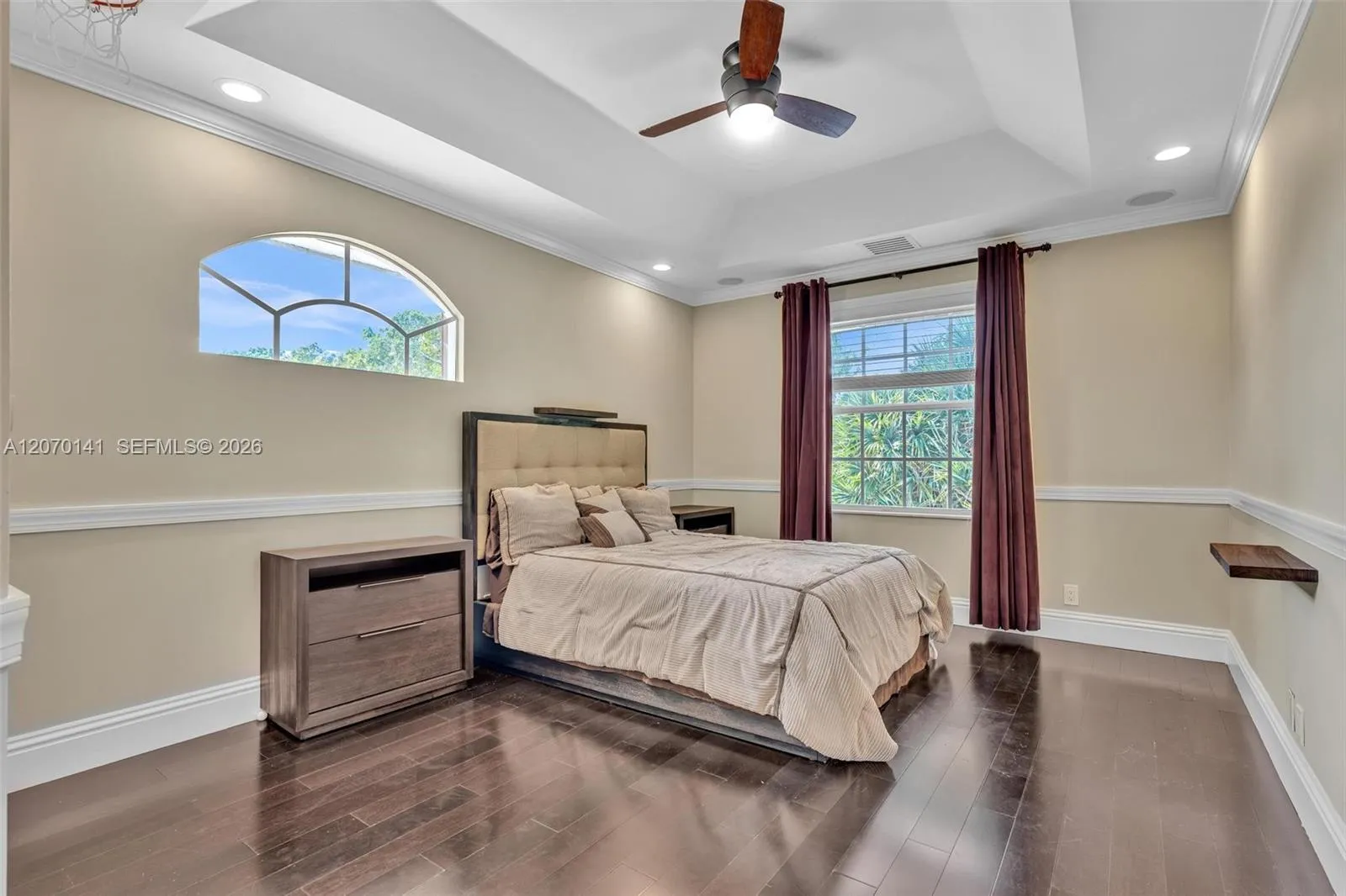 Property photo 100