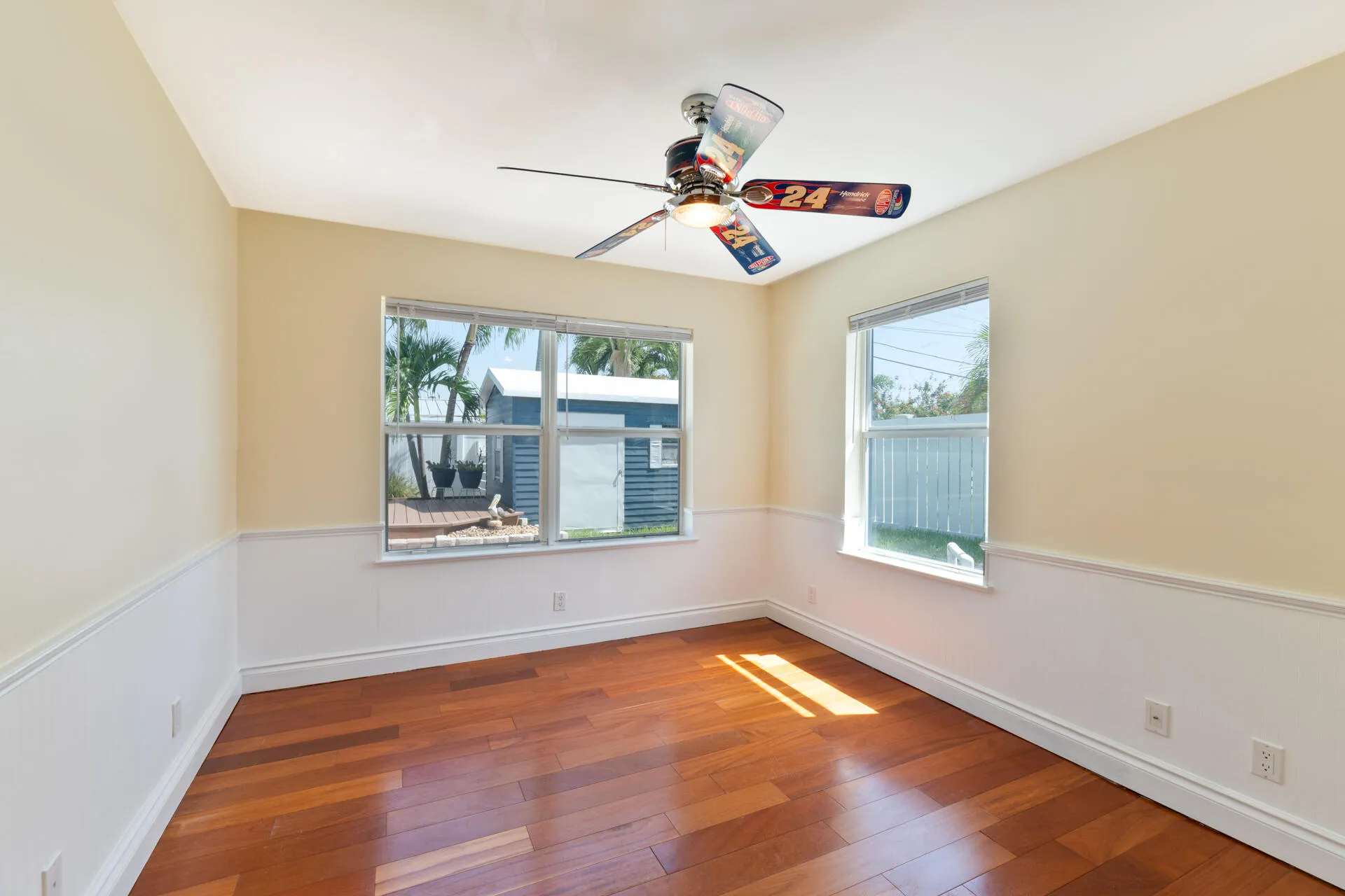 20260817 - 821 SE 16th St - MR-25