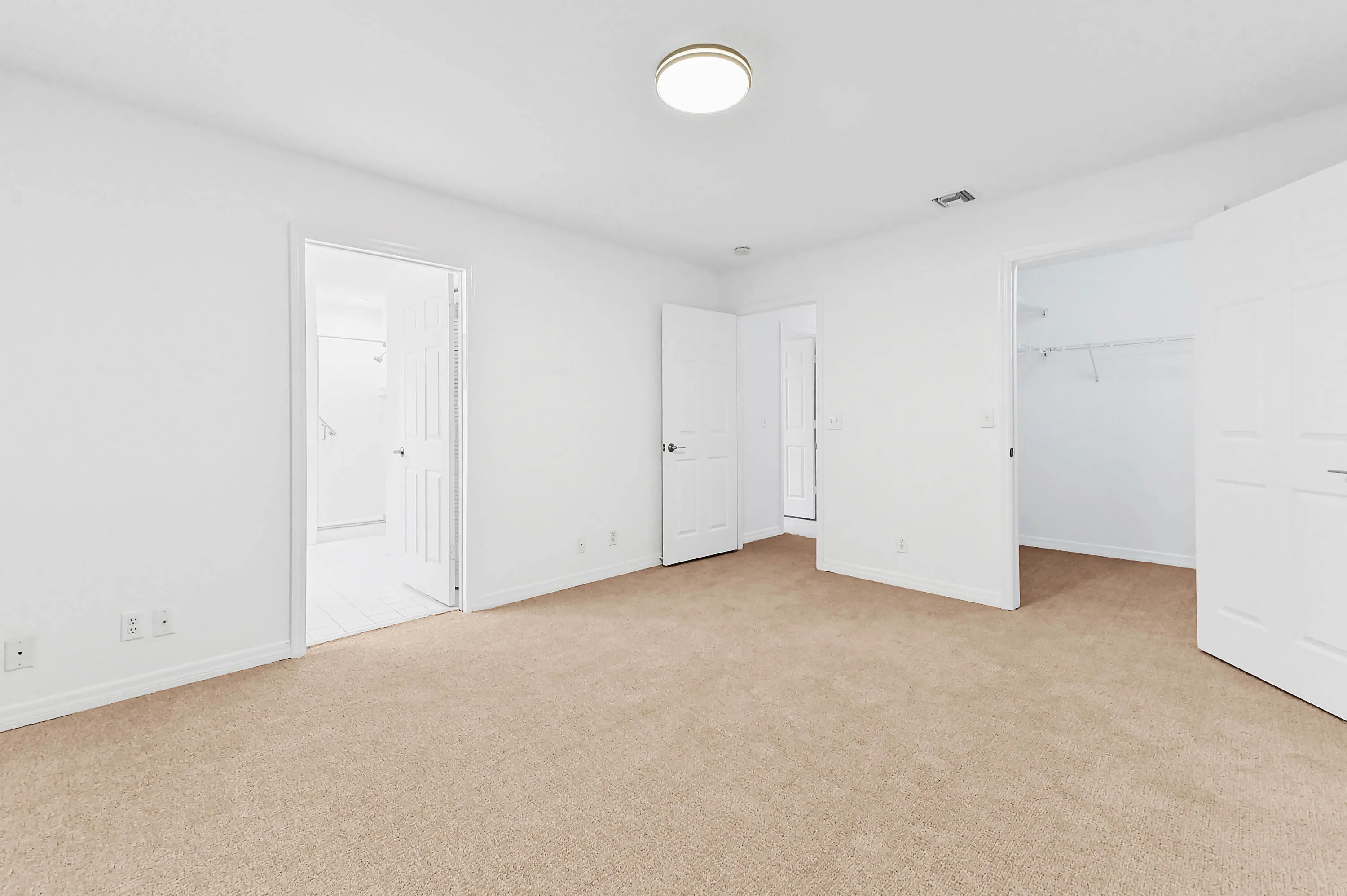 25 Bedroom 06