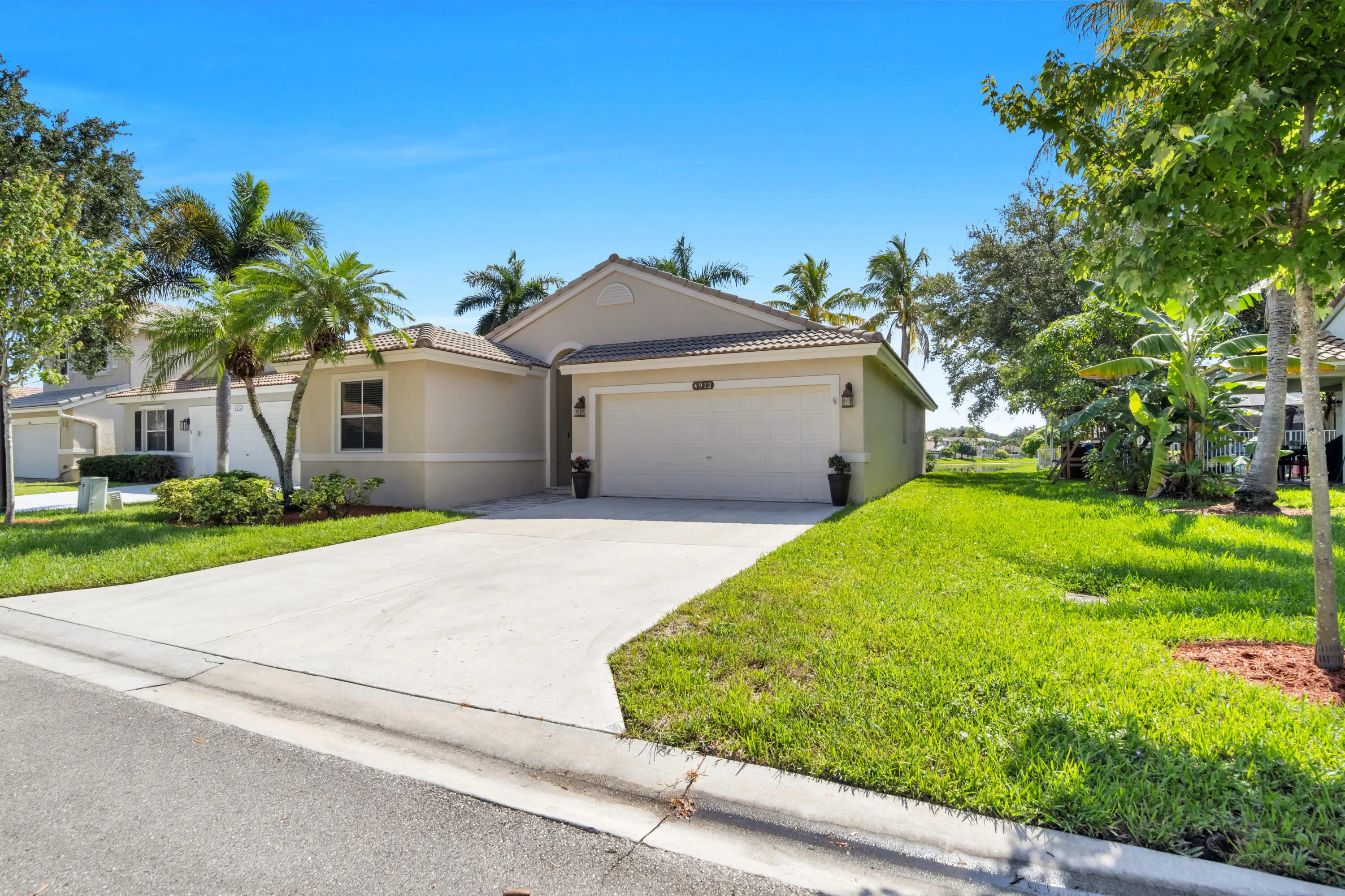 4912 NW 55th Blvd-42