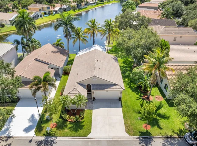 cropped 4912 NW 55th Blvd-48