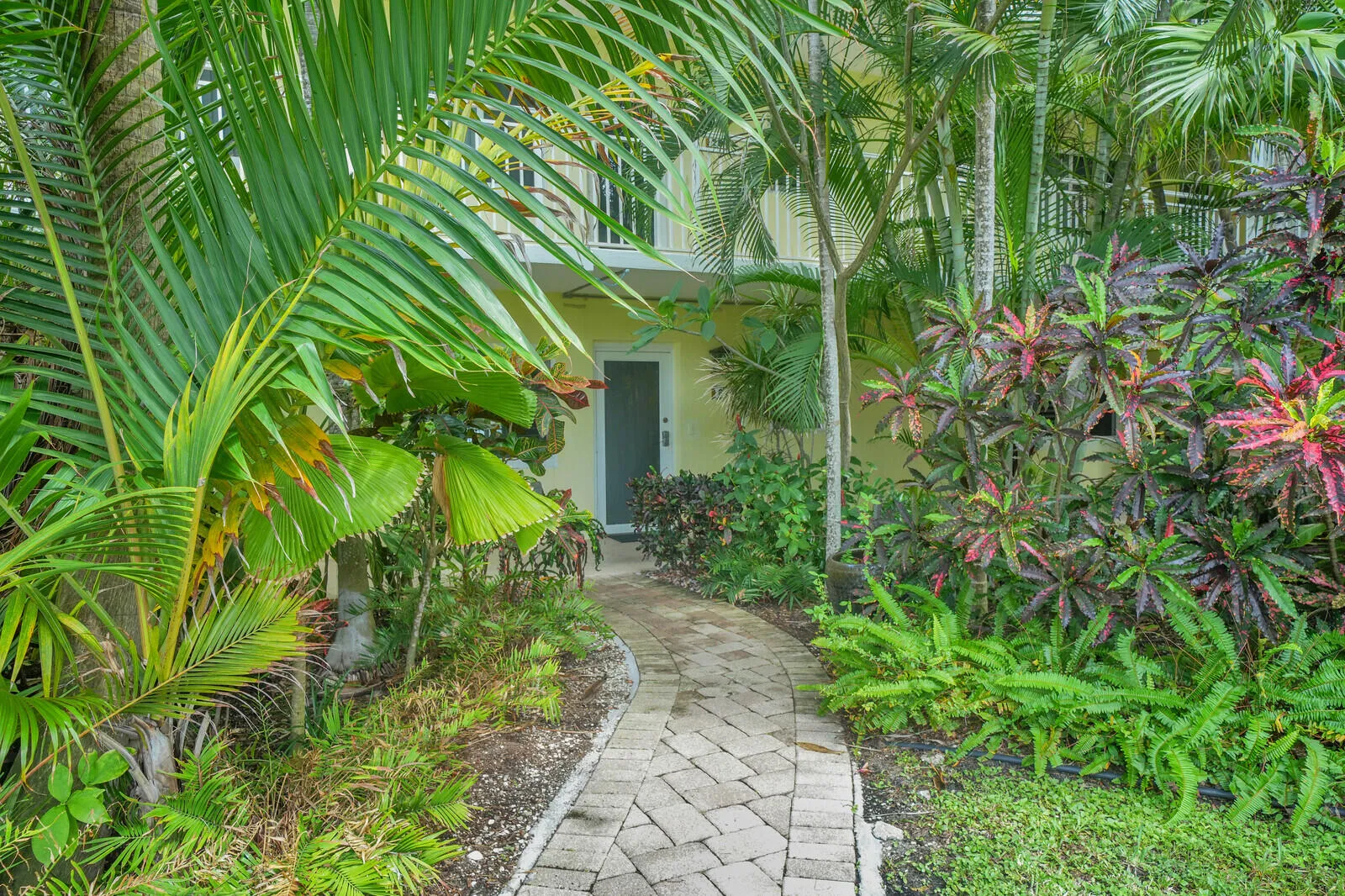 Walkway to unit