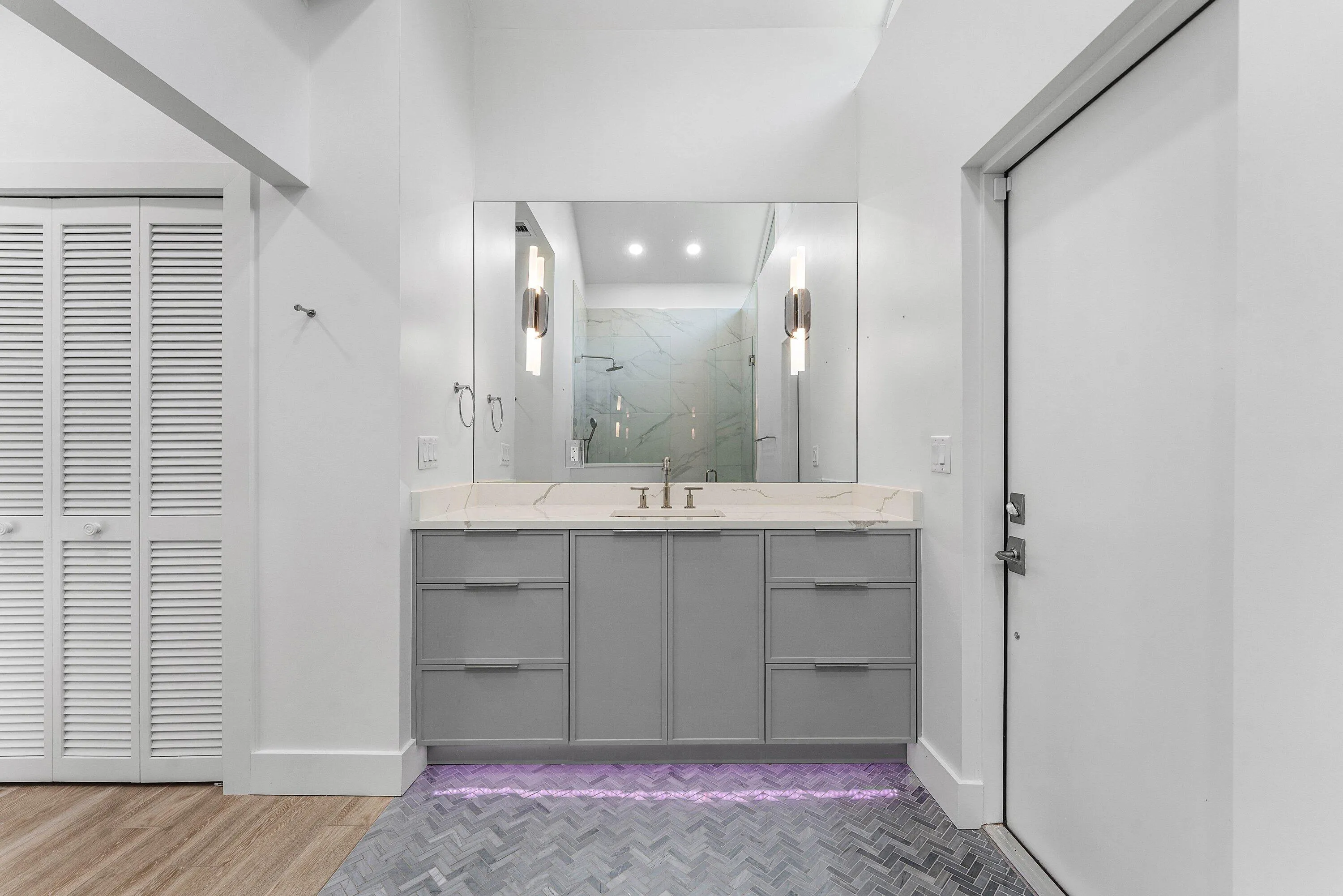 Bedroom Bathroom