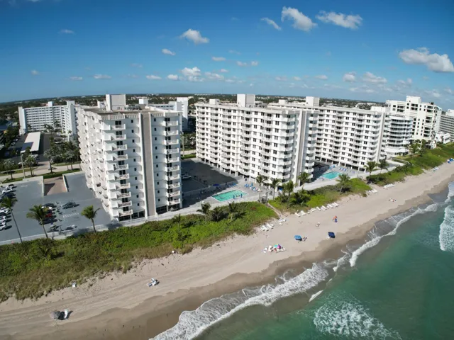 OCEAN-FRONT on the SAND!