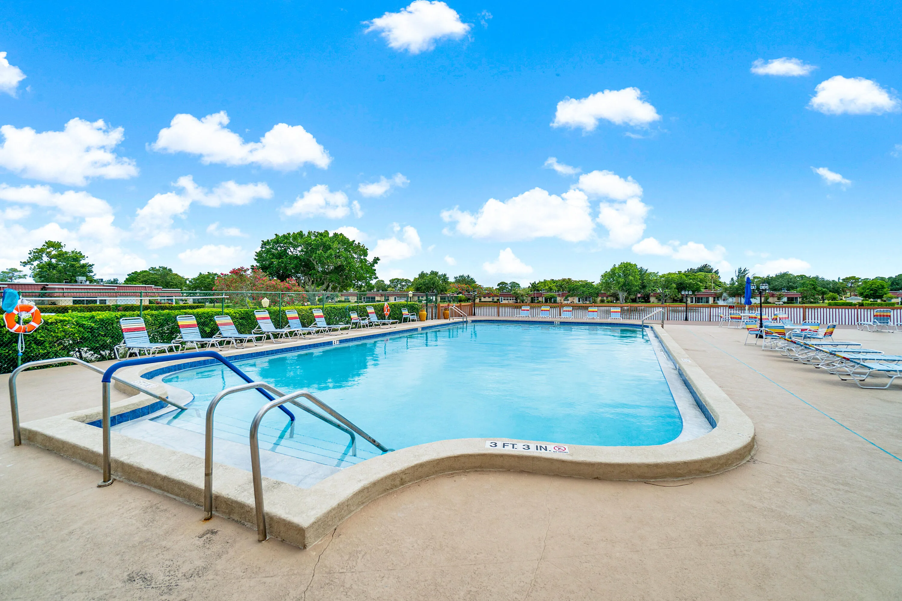 037-687MarlboroOval-A-Greenacres-FL-3346