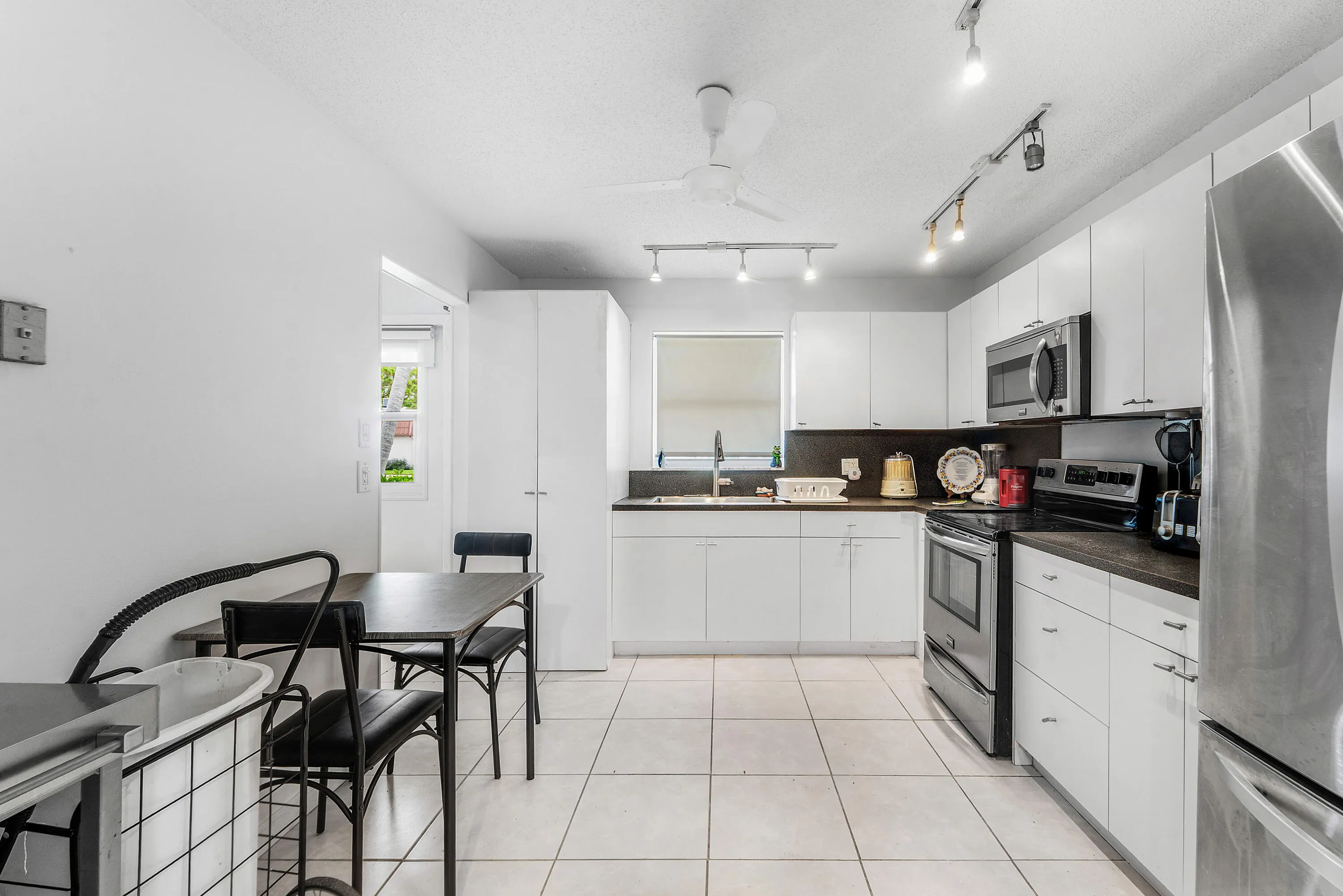 011-687MarlboroOval-A-Greenacres-FL-3346
