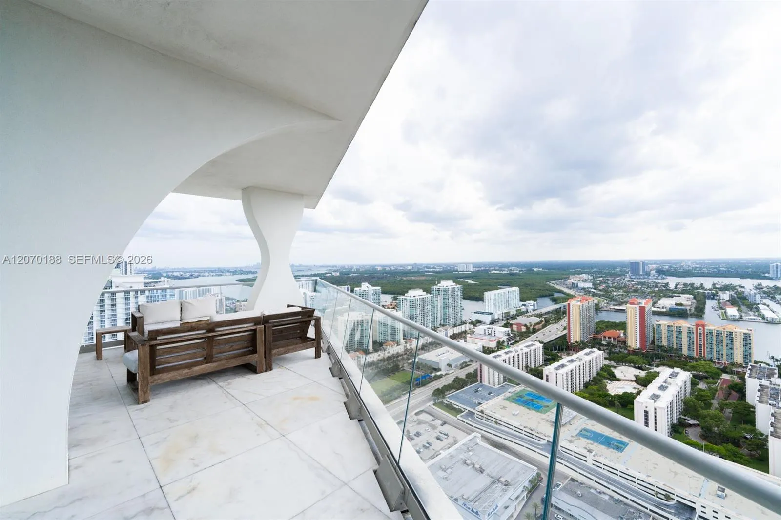 Property photo 51