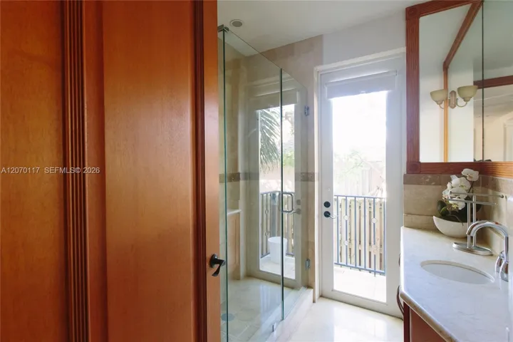 Cabana bathroom