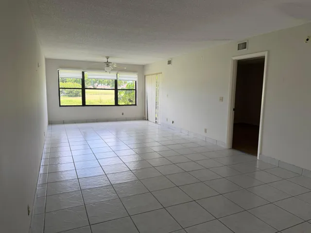 Living/Dining room combo