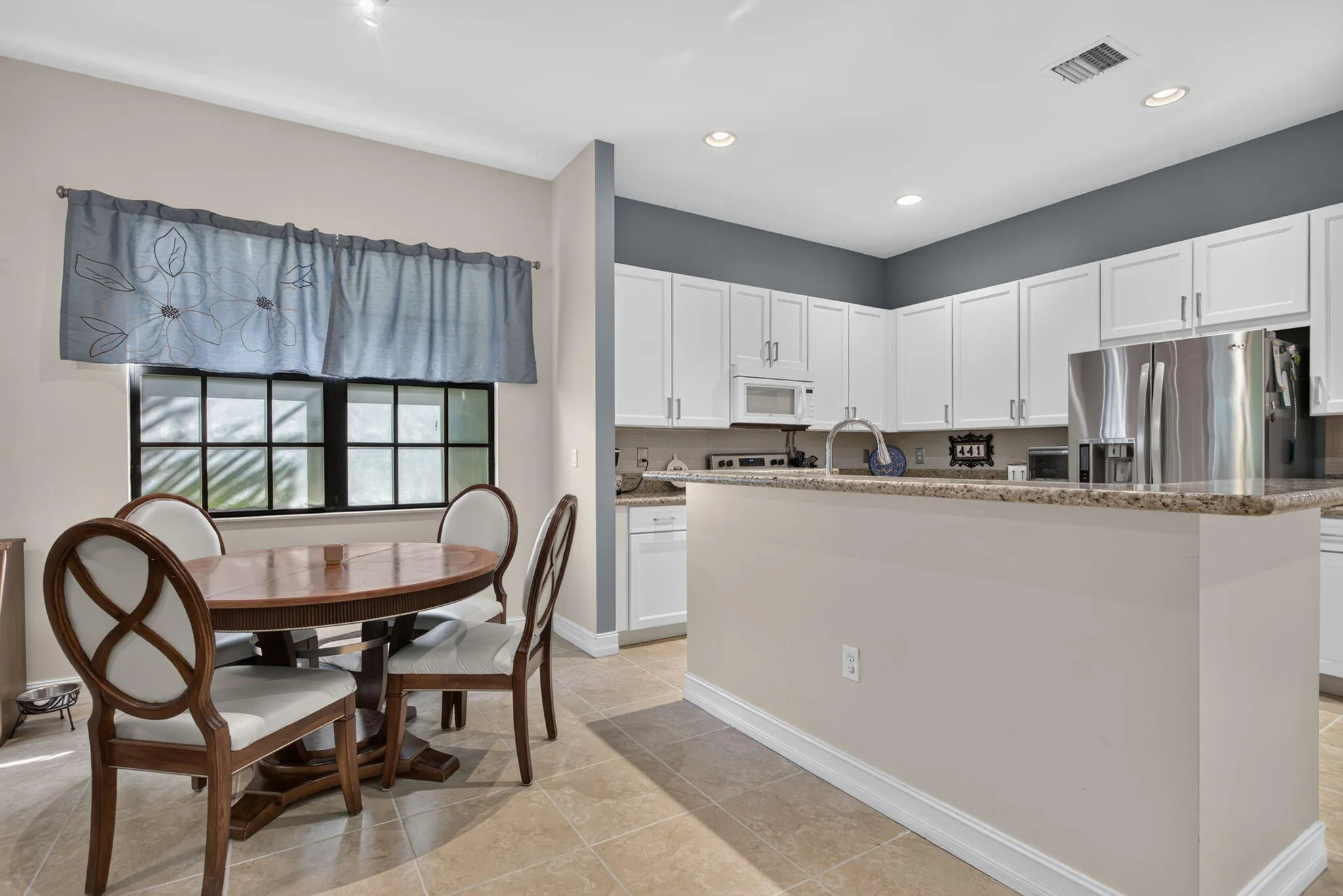 31-web-or-mls-7443-8426
