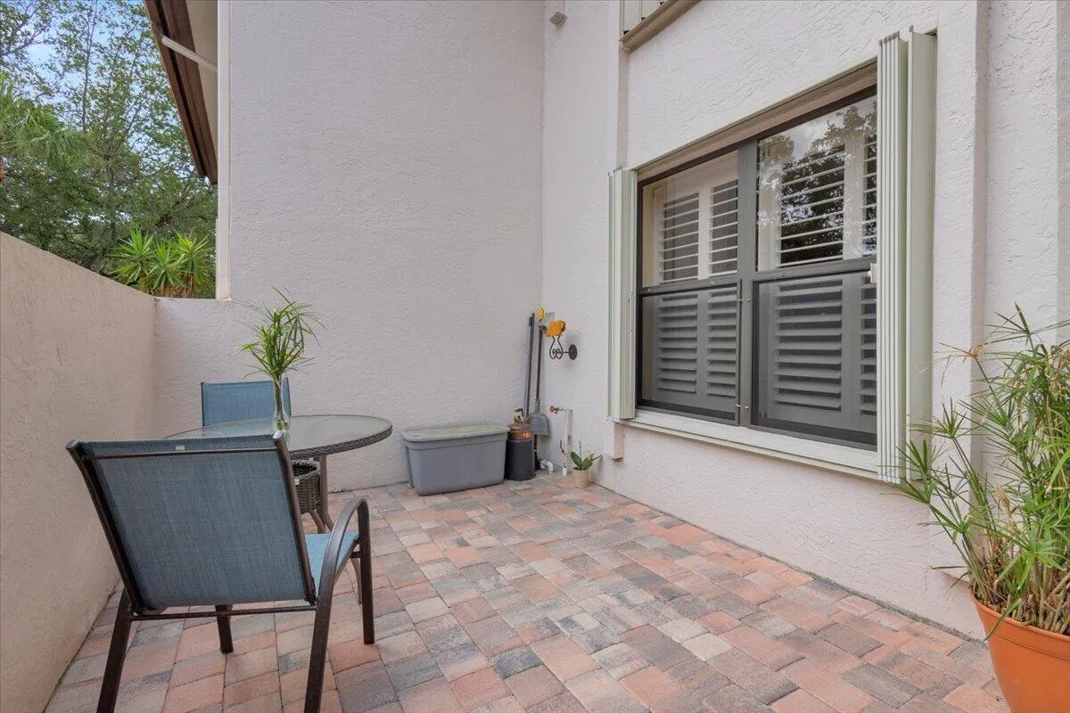 Property photo 46