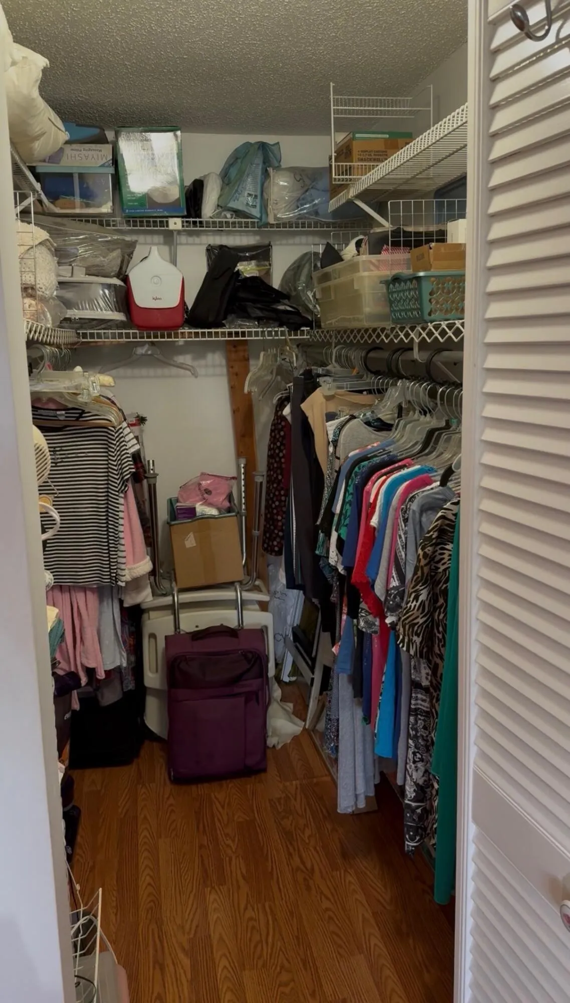 Master Walk In Closet