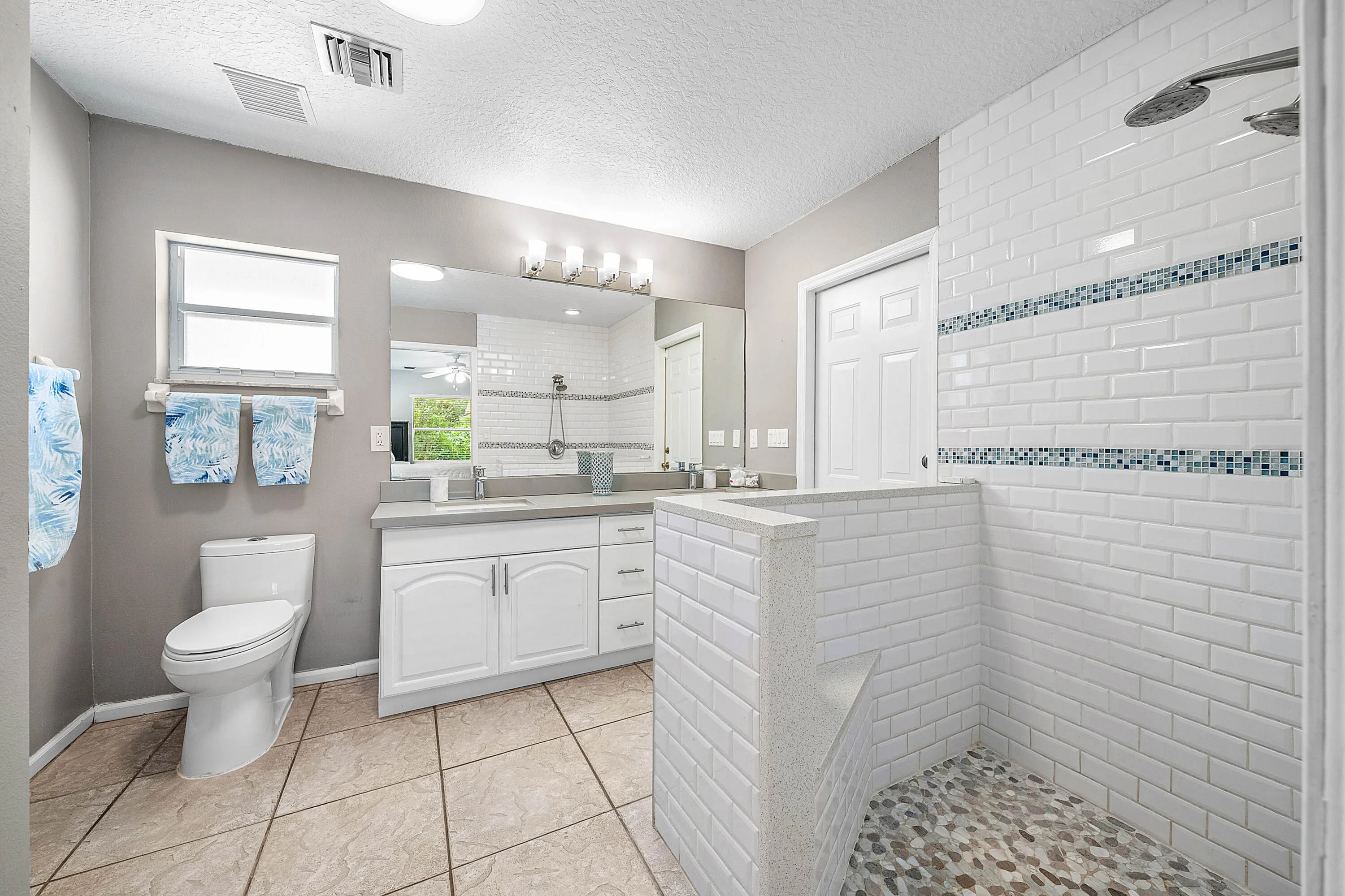 Bathroom 4 guest house