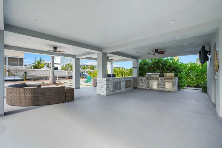 Large entertainment area