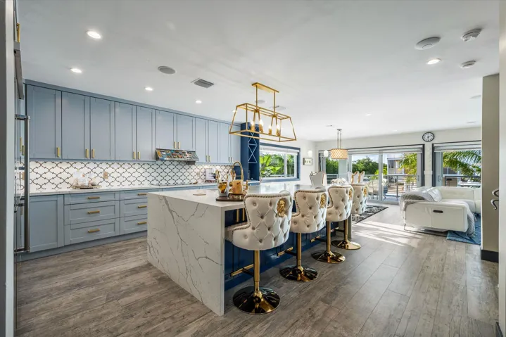 Huge kitchen